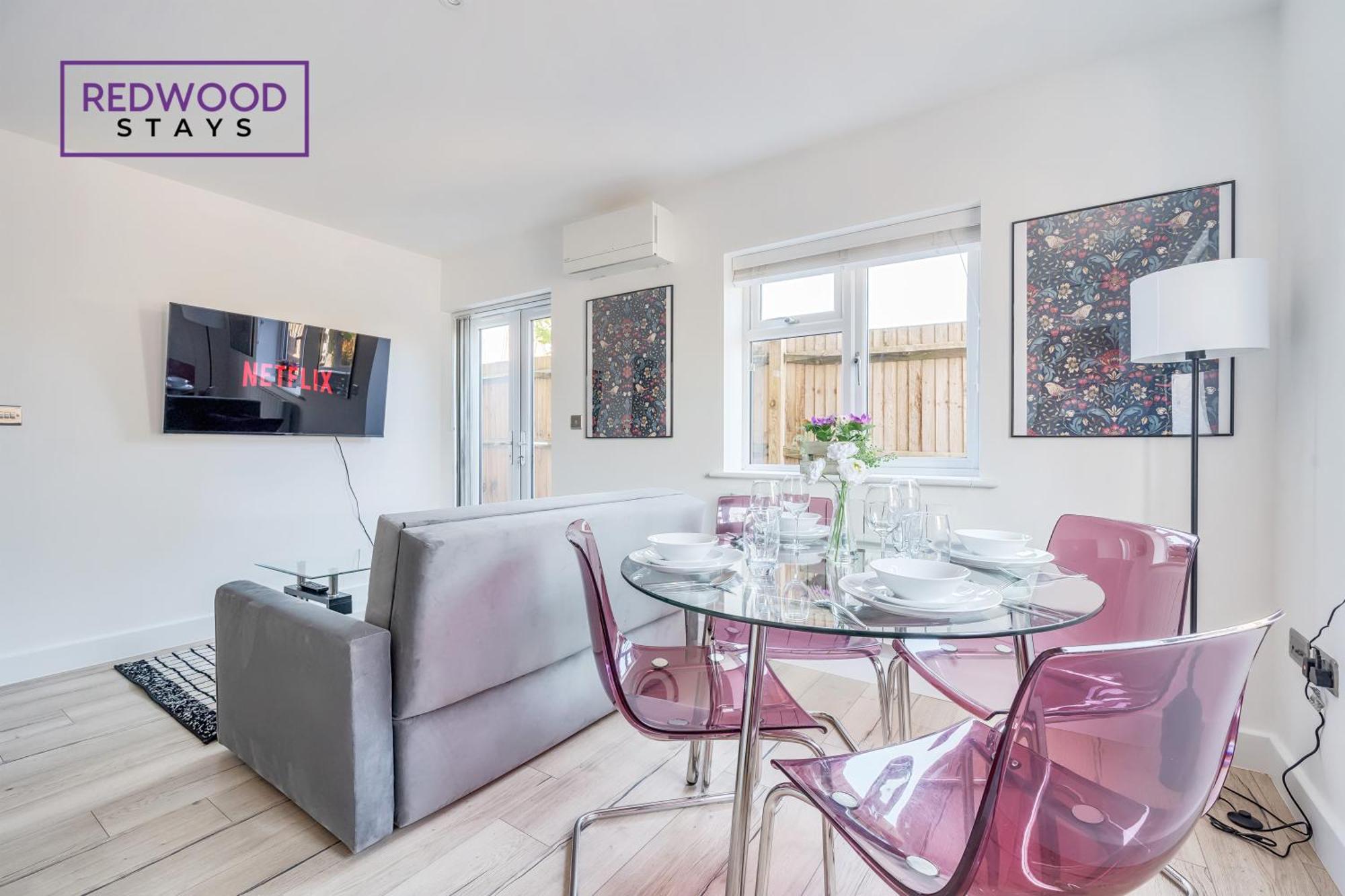 Modern Serviced Apartments For Contractors & Families With Free Parking, Wifi & Netflix By Redwood Stays Basingstoke Kültér fotó