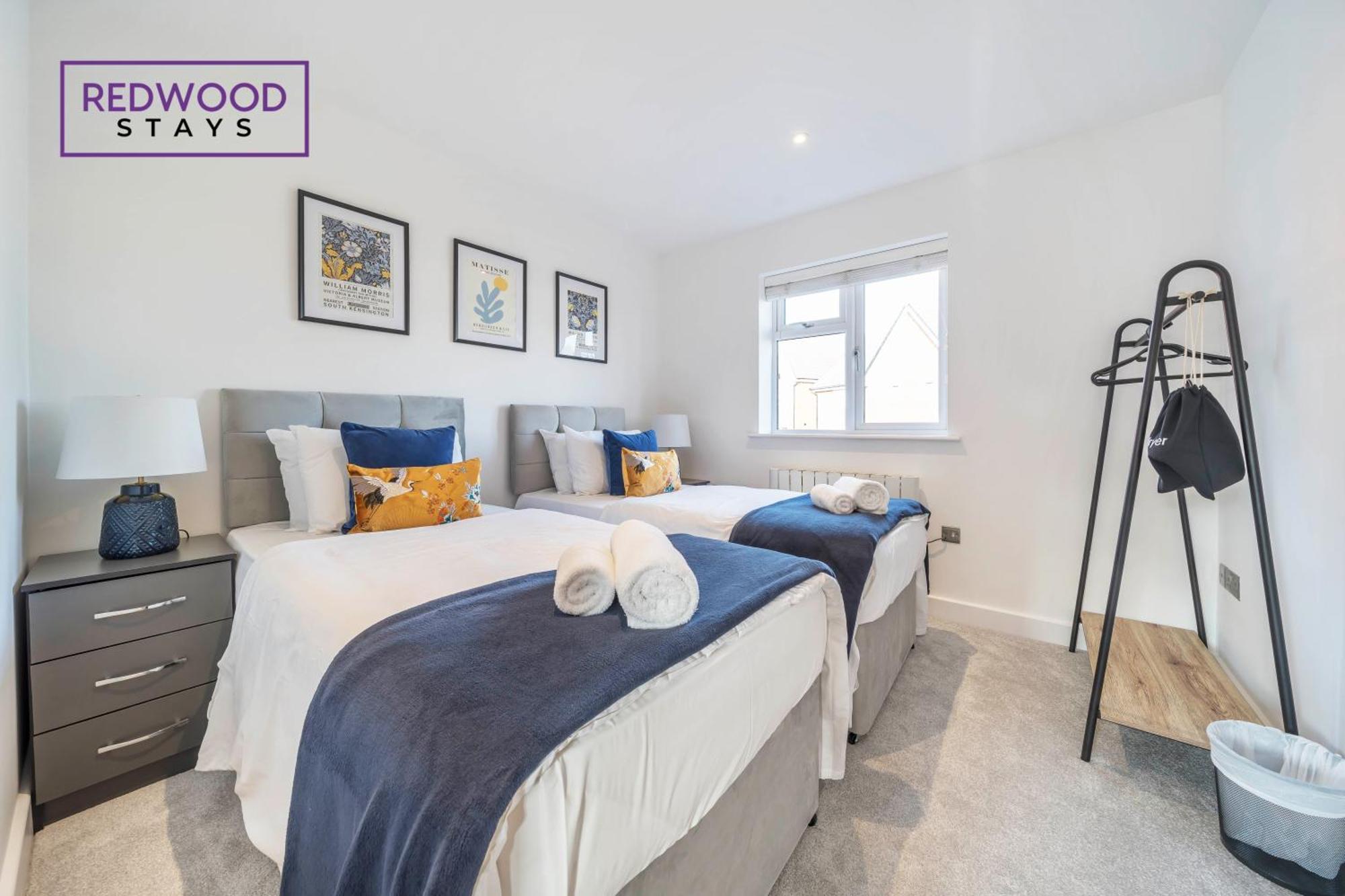 Modern Serviced Apartments For Contractors & Families With Free Parking, Wifi & Netflix By Redwood Stays Basingstoke Kültér fotó