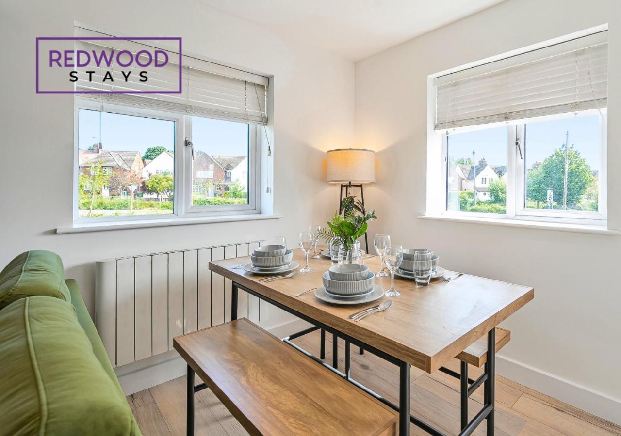 Modern Serviced Apartments For Contractors & Families With Free Parking, Wifi & Netflix By Redwood Stays Basingstoke Kültér fotó